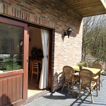 Eveux Apartment